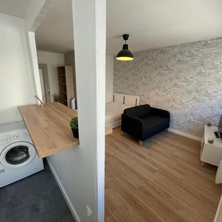 Studio & Parking Prive Centre Orleans Tram Au Pied Apartment Екстериор снимка
